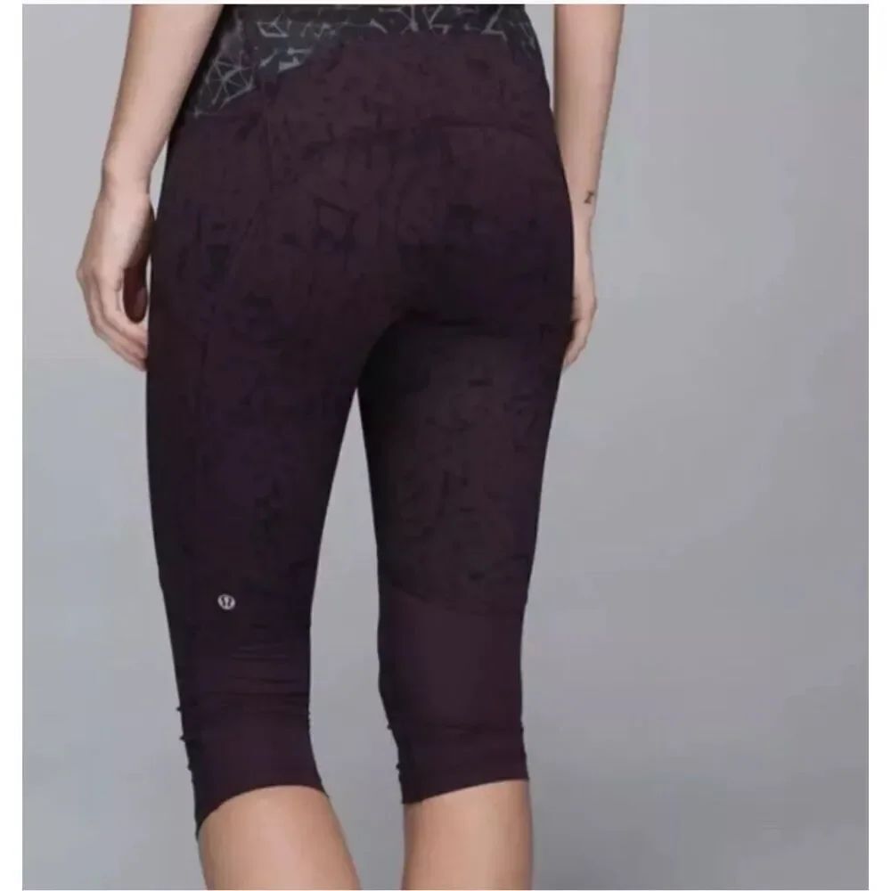 Lululemon Stash It Crop Leggings Star Crushed Black Cherry Women’s Size 8